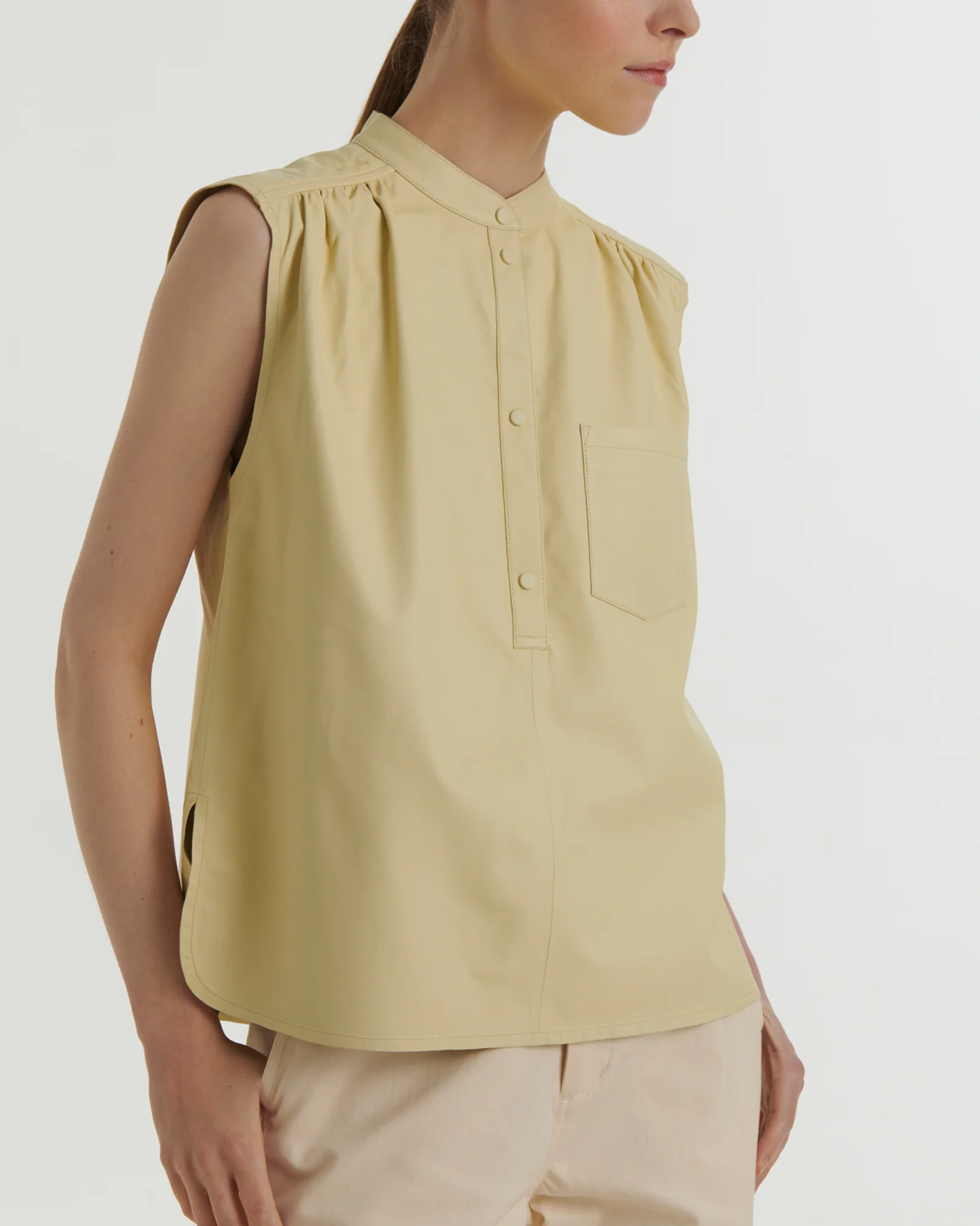 Sleeveless lamb leather top - Image 3