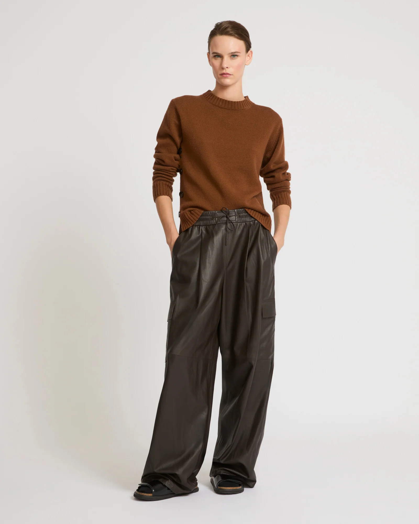 Wide-leg trousers in thin lambskin leather - Image 3